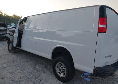 2023 GMC Savana Cargo Rwd 2500 Extended Wheelbase Work Van из США, поврежденный, VIN 1GTW7BFP1P1107410